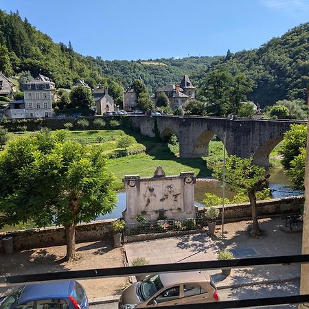 Bed and Breakfast Chez Cornelia Estaing  Exterior foto
